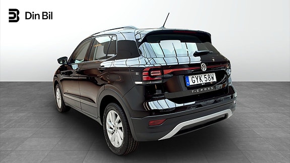 Volkswagen T-Cross 3 of 5