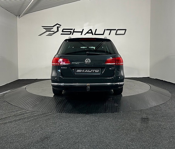 Volkswagen Passat 6 of 17