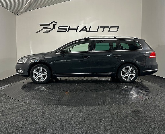 Volkswagen Passat 8 of 17