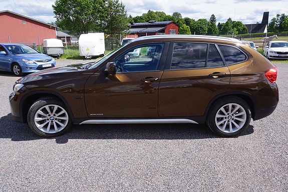 BMW X1 4 of 5