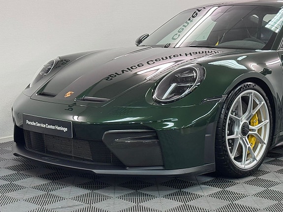 Porsche 911 3 of 5