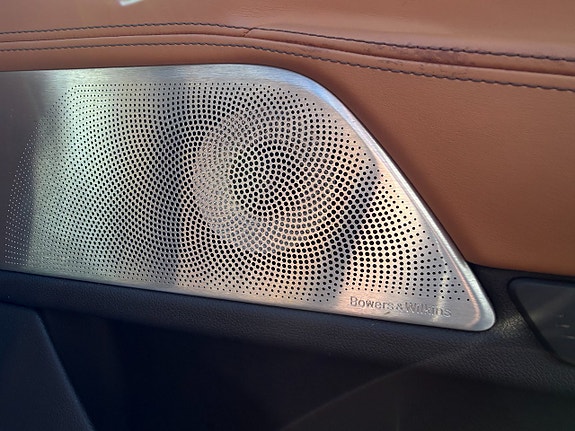 BMW 750i 13 of 20