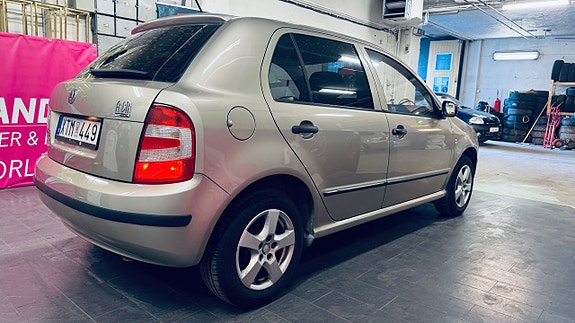 Skoda Fabia 4 of 5