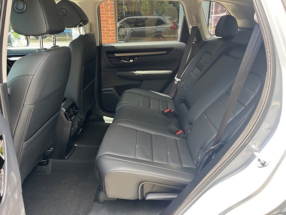 Honda CR-V 8 of 11