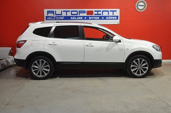 Nissan Qashqai+2 2 of 5