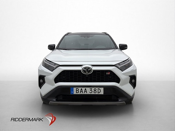 Toyota RAV4 2 of 30