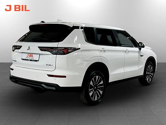 Mitsubishi Outlander 3 of 14