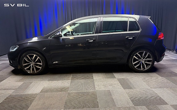Volkswagen Golf VII 13 of 30
