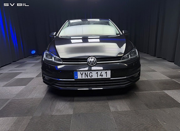 Volkswagen Golf VII 2 of 30
