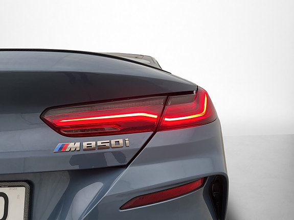 BMW M850i 13 of 30
