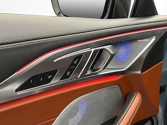 BMW M850i 24 of 30