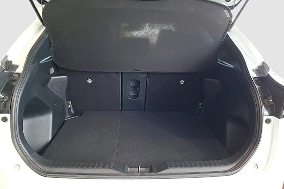 Toyota Yaris Cross 13 of 14