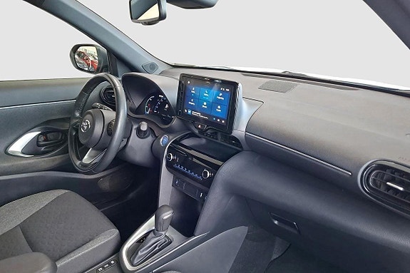 Toyota Yaris Cross 9 of 14