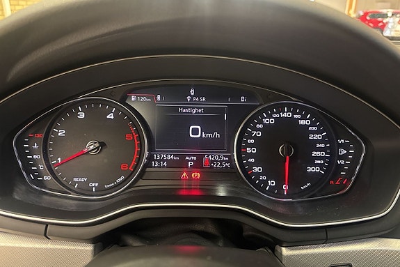 Audi A4 14 of 16