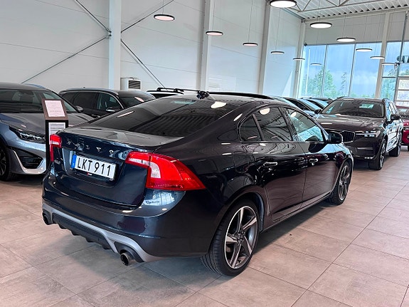 Volvo S60 6 of 17