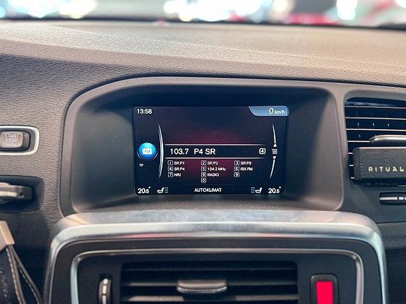 Volvo S60 15 of 17