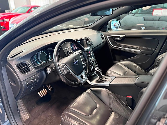Volvo S60 12 of 17
