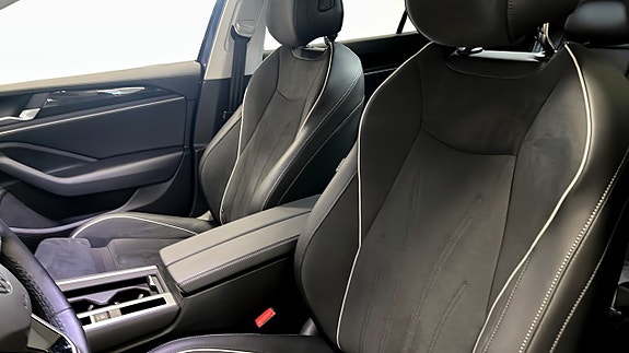 Volkswagen Passat 8 of 13