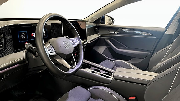 Volkswagen Passat 8 of 13