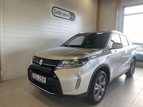 Suzuki Vitara 2 of 5