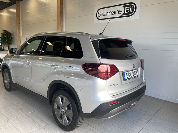 Suzuki Vitara 3 of 5