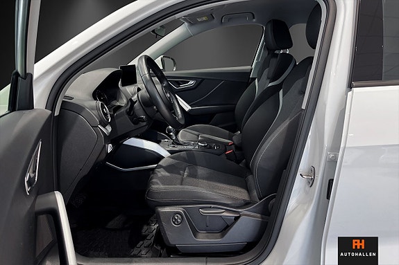 Audi Q2 10 of 22