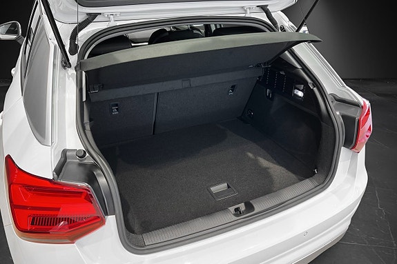 Audi Q2 19 of 22