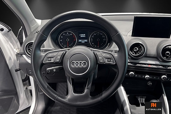 Audi Q2 13 of 22
