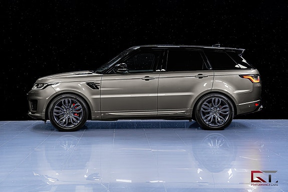 Land Rover Range Rover Sport 4 of 5