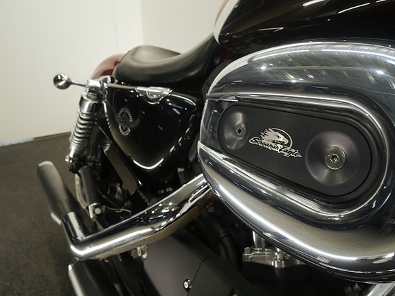 Harley-Davidson XL1200CA Sportster Custom 4 of 5