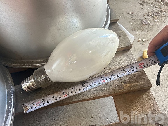 Product image 11 of 12