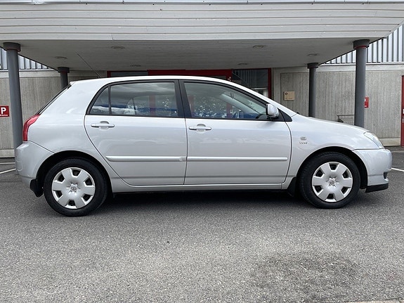 Toyota Corolla 4 of 16