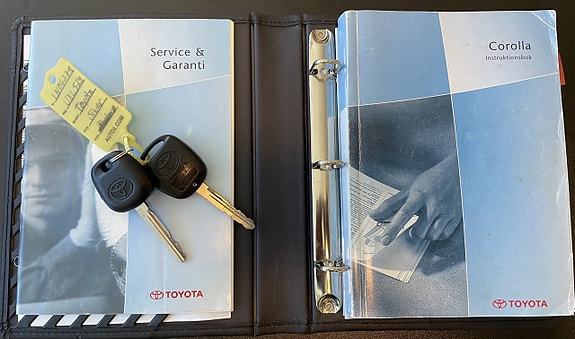 Toyota Corolla 16 of 16