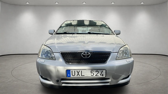 Toyota Corolla 2 of 16