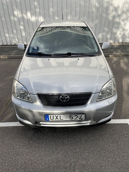 Toyota Corolla 7 of 16