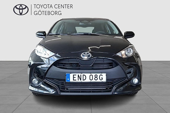 Toyota Yaris 6 of 13