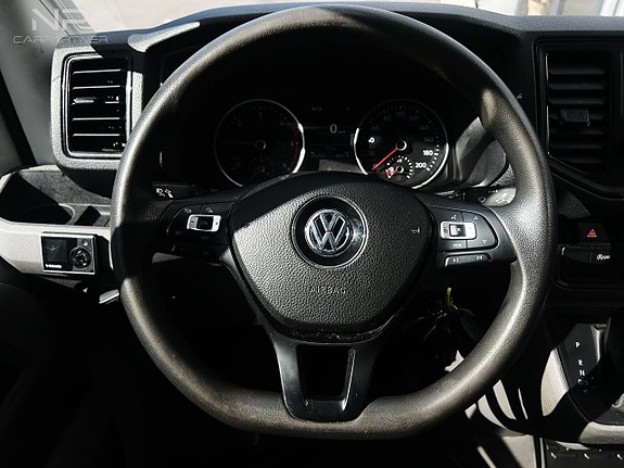 Volkswagen Crafter 13 of 23