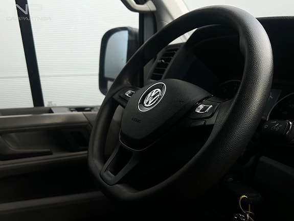 Volkswagen Crafter 12 of 23