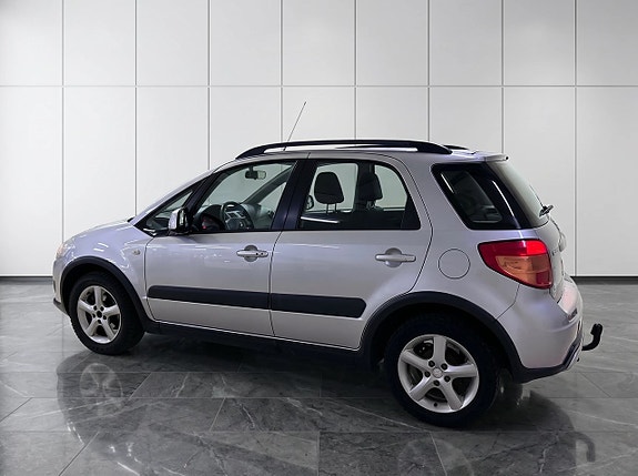 Suzuki SX4 7 of 17