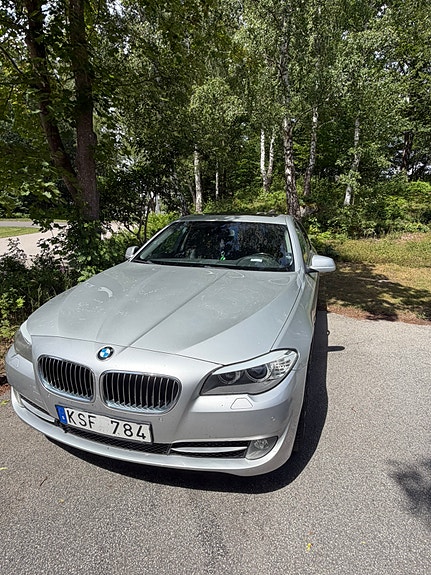 BMW 535i 2 of 5
