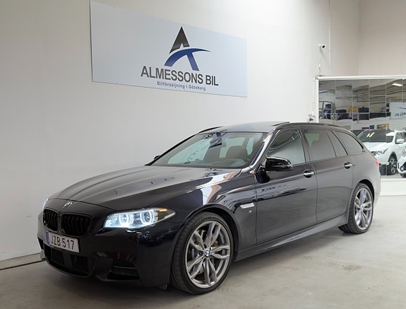 BMW M550d 3 of 5