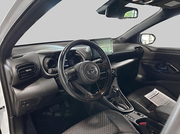 Toyota Yaris 14 of 19