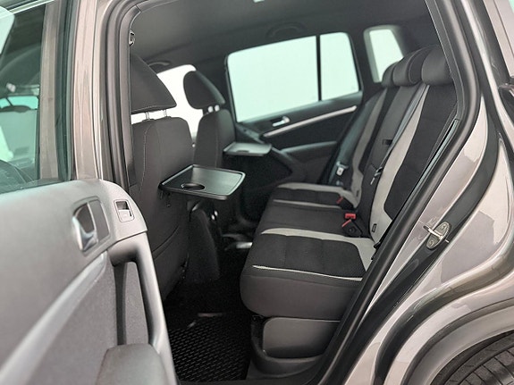 Volkswagen Tiguan 17 of 23