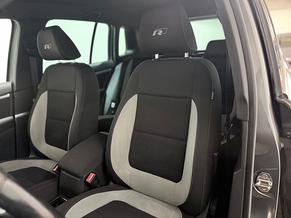 Volkswagen Tiguan 10 of 23