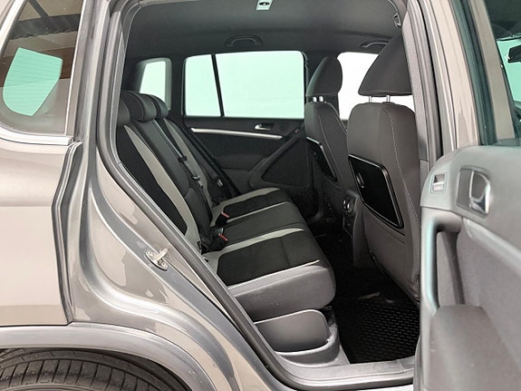 Volkswagen Tiguan 19 of 23