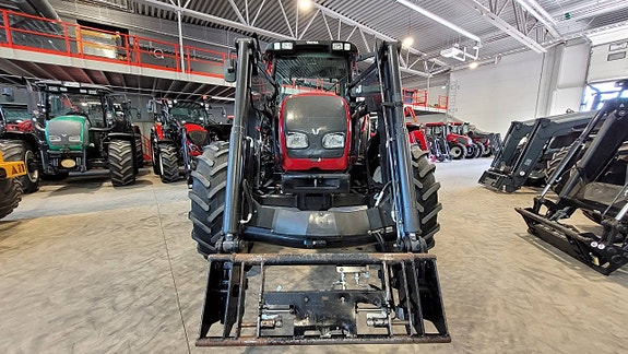 Valtra N111E / Lastare 4 of 12