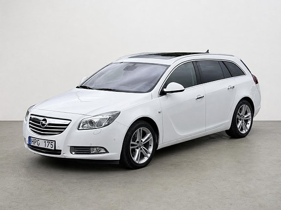 Opel Insignia 3 of 5