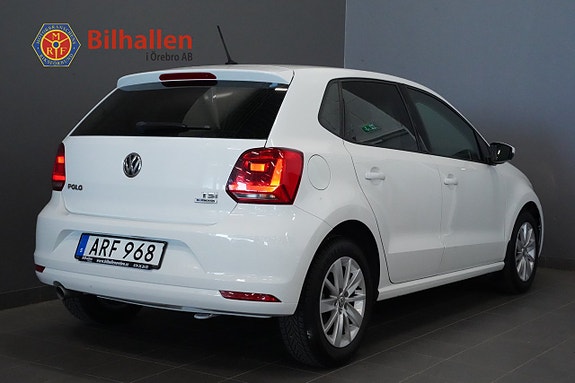 Volkswagen Polo 2 of 5