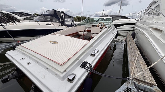 Magnum Maltese 27 Sport Sedan - 1973 3 of 5