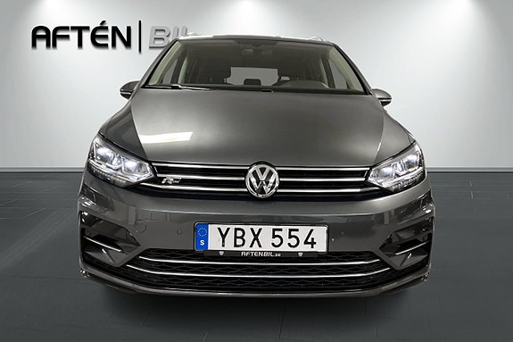 Volkswagen Touran 3 of 5